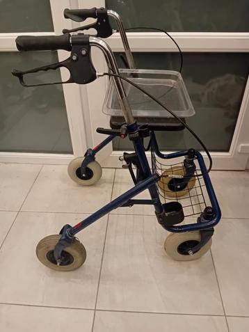 Opvouwbare rollator met 4 wielen met remmen en uitneembaar b beschikbaar voor biedingen
