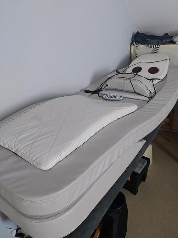 Andulatiematras voor lymfedrainage, pijn verlichting beschikbaar voor biedingen