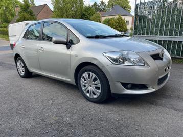 Toyota Auris 1.4i VVT-i Linea Luna-pakket beschikbaar voor biedingen