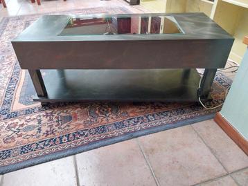 designtafel beschikbaar voor biedingen