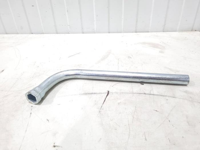 Clé pour écrous de roue d'un Audi A7, Autos : Pièces & Accessoires, Autres pièces automobiles, Audi, Utilisé, 3 mois de garantie