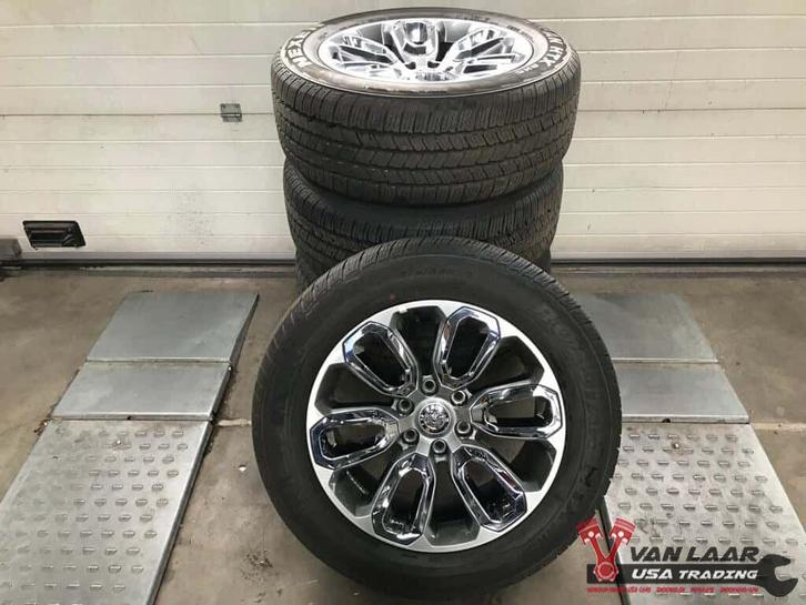 Nieuwe wielen incl nieuwe banden RAM 1500 2019 / 2020 20 inc, Auto-onderdelen, Banden en Velgen, Banden en Velgen, All Season