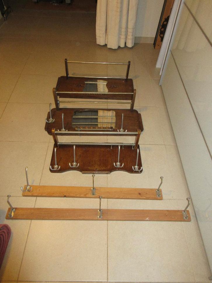 Vintage kapstokken hangers in inox messing oude kapstokken, Huis en Inrichting, Woonaccessoires | Kapstokken, Ophalen