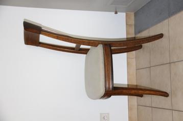 stoelen beschikbaar voor biedingen
