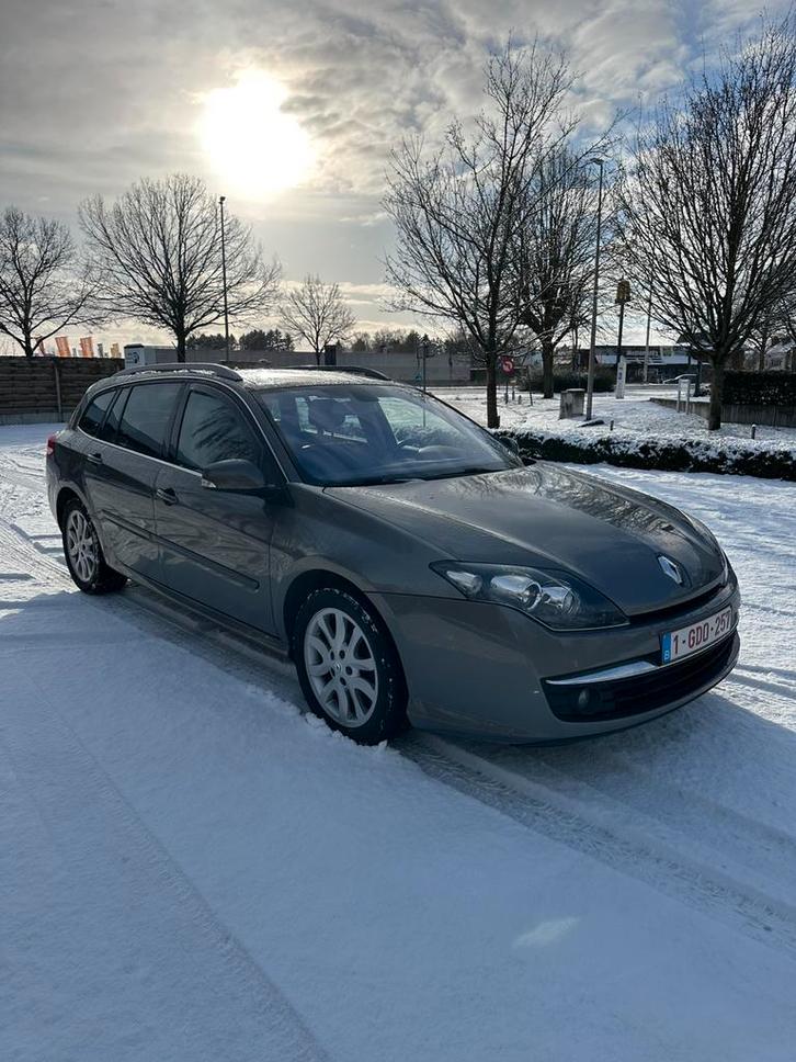 Renault laguna 2.0d start en rijdt goed pano xenon, Auto's, Renault, Particulier, Laguna, Diesel, Euro 4, Break, 5 deurs, Handgeschakeld