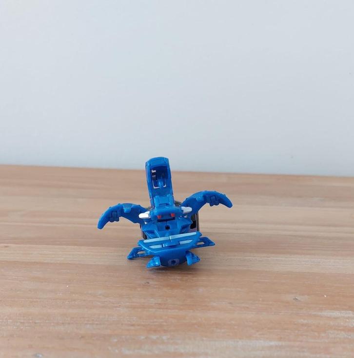 Bakugan Ultra - zonder kaart, Verzamelen, Speelgoed, Zo goed als nieuw, Ophalen of Verzenden