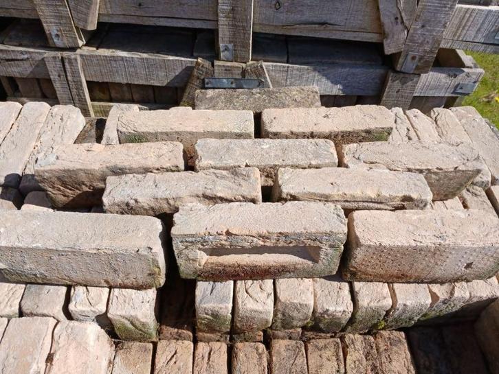 Metselstenen , heidebloem , kaleien , gevelstenen, Doe-het-zelf en Bouw, Metselstenen, Zo goed als nieuw, Bakstenen, Ophalen