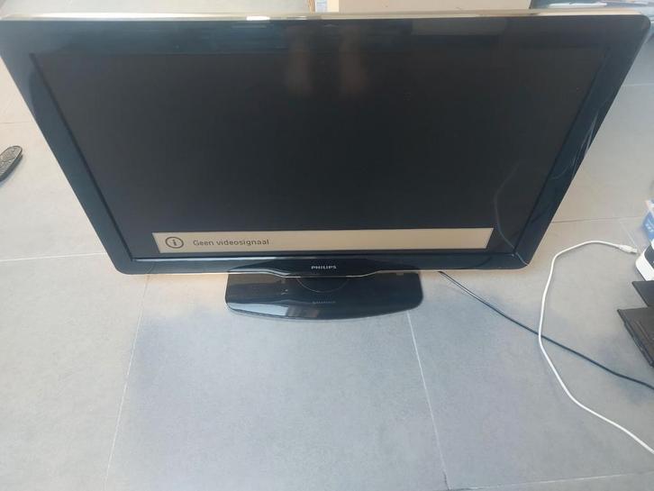 Philips 94cm • Full HD • LCD • 3x HDMI • 100Hz, Audio, Tv en Foto, Televisies, Zo goed als nieuw, LCD, Philips, Ophalen