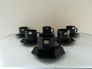 Eighties zes zwarte koffietassen of kopjes Arcoroc Octime, Enlèvement ou Envoi, Comme neuf, Tasse(s) et/ou soucoupe(s)