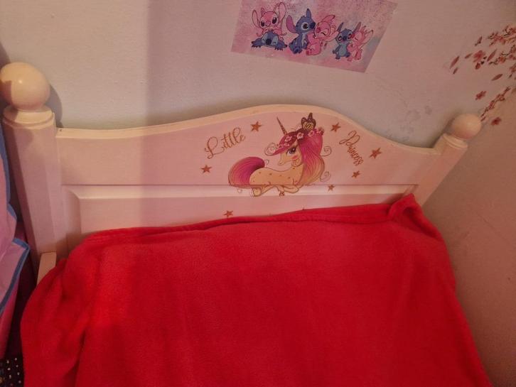 1persoonsbed kids volledig matras,bedframe plus matras €5, Maison & Meubles, Chambre à coucher | Linge de lit, Comme neuf, Autres types