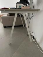 Ikea bureau, Huis en Inrichting, Bureaus, Ophalen, Zo goed als nieuw