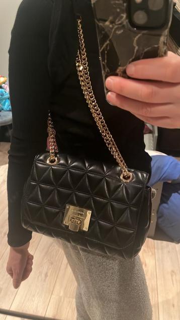 Originele/echte Michael Kors crossbody bag zo goed als nieuw beschikbaar voor biedingen