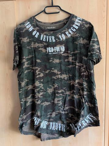 T shirt met print beschikbaar voor biedingen