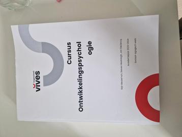 Cursussen ontwikkelingspsychologie en biologie beschikbaar voor biedingen