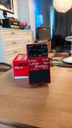 4 pédales Boss, 1 Rotovibe, 1 Xotic super lead, Enlèvement, Reverb