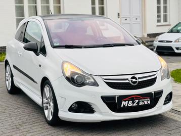 OPEL CORSA * OPC LINE !!!! ** NAVI ** 2011 ** 1.4 BENZINE beschikbaar voor biedingen