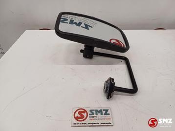 Mirror Caterpillar beschikbaar voor biedingen