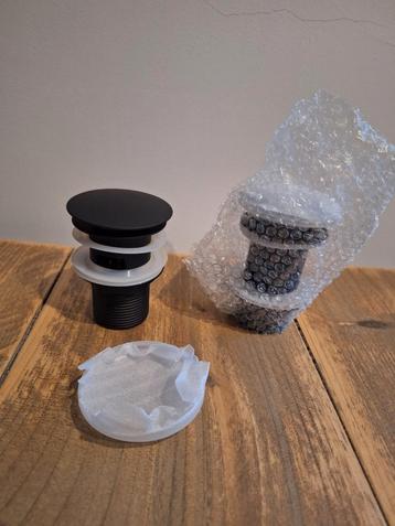 2 Bondes clic clac pour lavabo Allibert beschikbaar voor biedingen