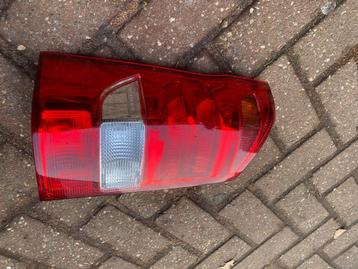 Achterlicht links vito w447 beschikbaar voor biedingen