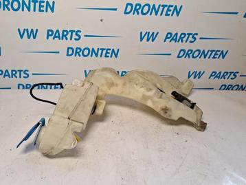 Ruitensproeiertank voor van een Audi A4 beschikbaar voor biedingen