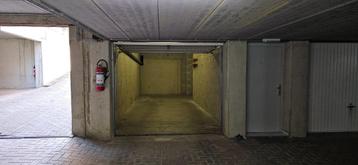 Individueel afsluitbare dubbele garage Kessel-Lo, Leuven beschikbaar voor biedingen