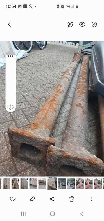 Gietijzeren palen  beschikbaar voor biedingen