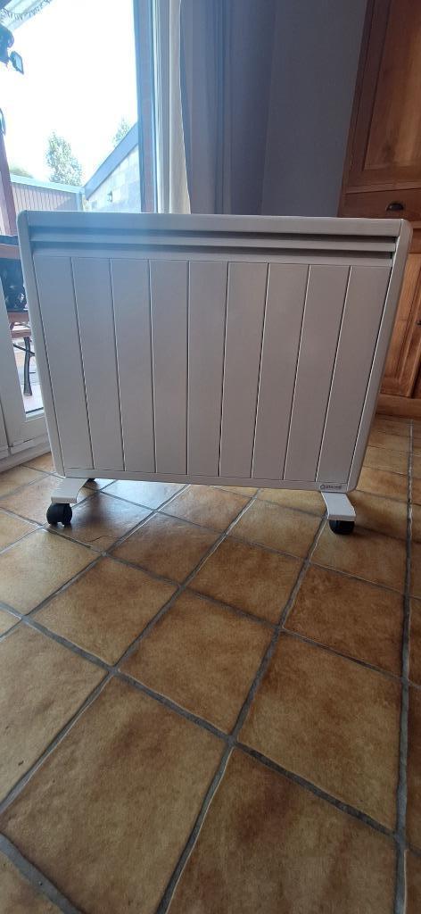 2 Aterno verwarmings elementen met comander, Doe-het-zelf en Bouw, Verwarming en Radiatoren, Zo goed als nieuw, Radiator, 800 watt of meer