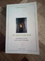 Boek de sluiers van god catharina visser, Boeken, Ophalen of Verzenden