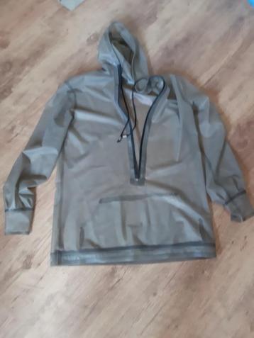veste en latex neuve épaisseur 0.4 taille L beschikbaar voor biedingen