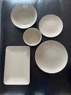 38 delig servies, Ophalen of Verzenden, Zo goed als nieuw, Bord(en)