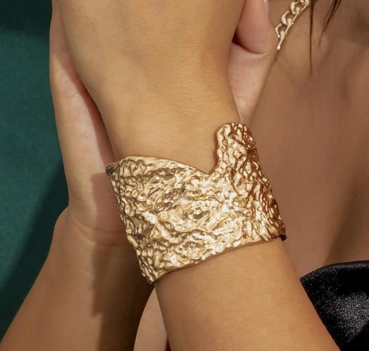 Bracelet Sarah Pacini neuf, Vêtements | Femmes, Vêtements Femmes Autre, Neuf, Enlèvement ou Envoi