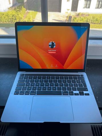 MacBook Pro touch bar aankoop 17/07/2023