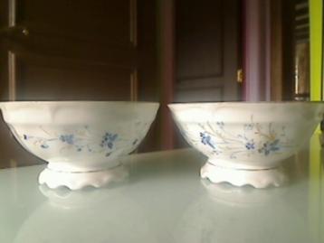Très anciens bols porcelaine de Baudour