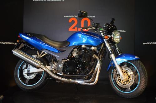 Ensemble de pneus neufs Kawasaki ZR 750 - avec garantie, Motos, Motos | Kawasaki, Entreprise, Naked bike, plus de 35 kW, 4 cylindres