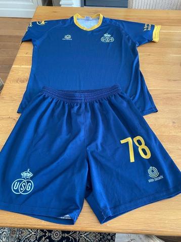 Ensemble T-shirt et short USG - taille M beschikbaar voor biedingen