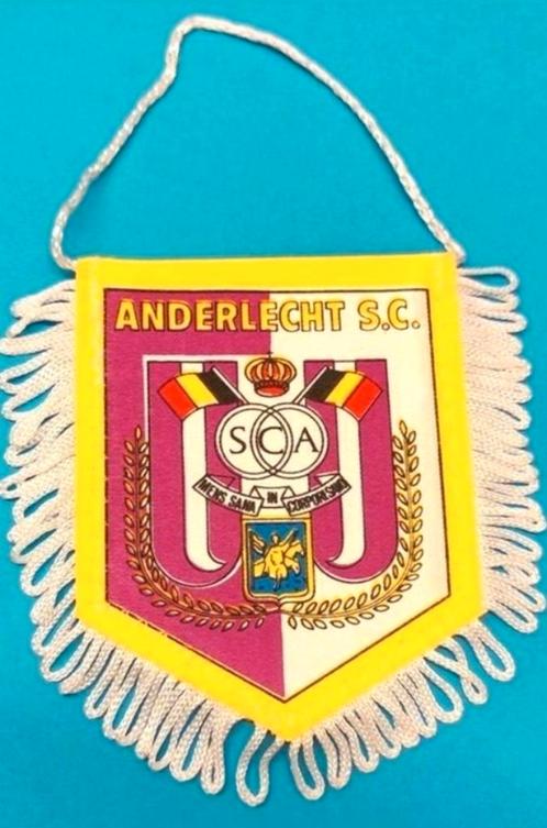 RSC Anderlecht 1980s prachtig vintage voetbal vaantje, Verzamelen, Sportartikelen en Voetbal, Zo goed als nieuw, Ophalen of Verzenden