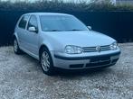 Vw Golf 4 1.6 Benzine 100pk Airco 5 deur kan gekeurd worden, Auto's, Volkswagen, Stof, Bedrijf, 5 deurs, Golf
