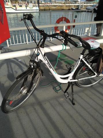Veloci elektrische fiets, Fietsen en Brommers, Elektrische fietsen, Ophalen, Gebruikt, 30 tot 50 km per accu, Overige merken