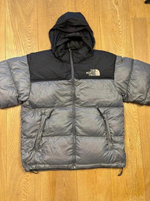 The north face puffer jacket, Kleding | Heren, Jassen | Winter, Zo goed als nieuw, Maat 48/50 (M), Grijs, Ophalen of Verzenden