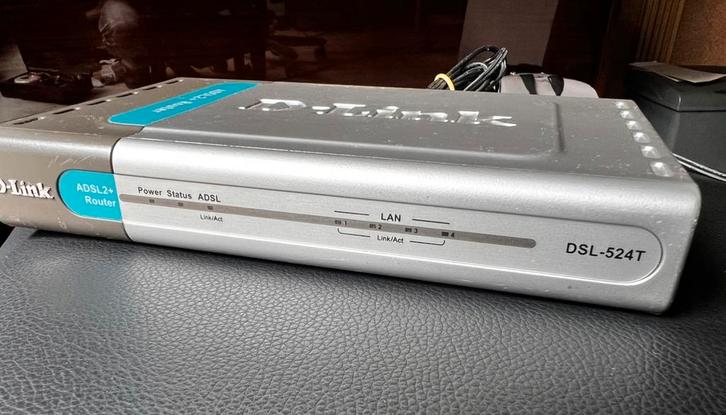 À donner – Modem routeur ADSL2+ D-Link DSL-524T, Computers en Software, Routers en Modems, Gebruikt, Router met modem, Ophalen
