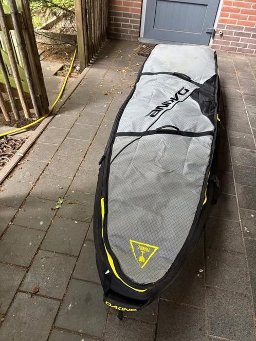 7’6 Dakine triple boardbag, Watersport en Boten, Golfsurfen, Zo goed als nieuw, Overige typen, Ophalen