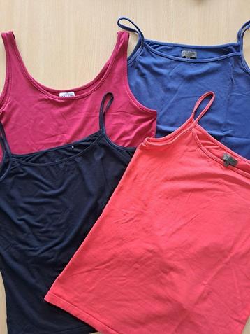 4 topjes XL/42, ook apart te koop beschikbaar voor biedingen
