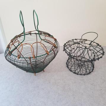 2 mandjes in ijzer, salade mandje, eiermandjes beschikbaar voor biedingen