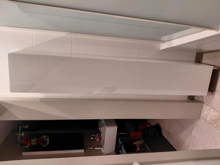 Badkamerkast Ikea nysjon wit, Huis en Inrichting, Badkamer | Badkamermeubels, Zo goed als nieuw, Ophalen
