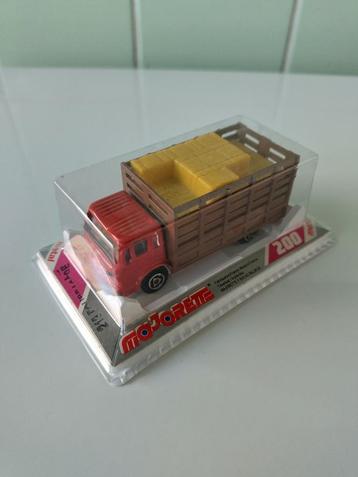Majorette Mercedes farm Truck AFHALING LEES BESCHRIJVING  beschikbaar voor biedingen