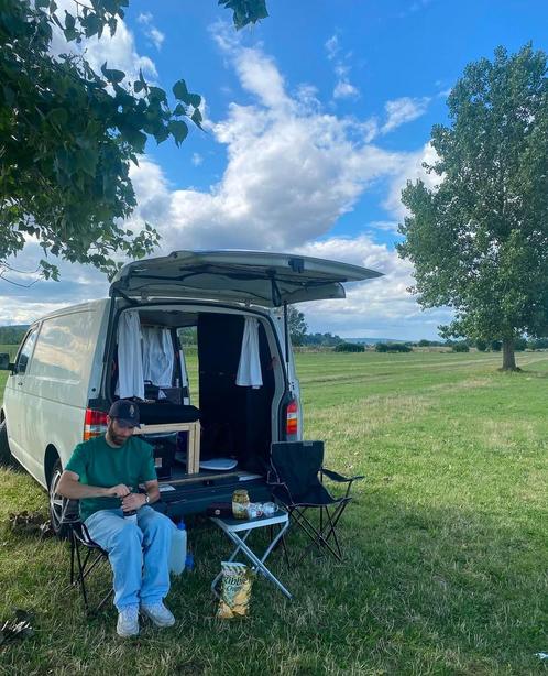 Volkswagen t5 campervan, Caravans en Kamperen, Mobilhomes, Particulier, tot en met 2, Volkswagen, Diesel, tot 4 meter, Ophalen