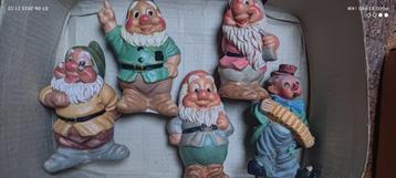 Kabouters terracotta beschikbaar voor biedingen