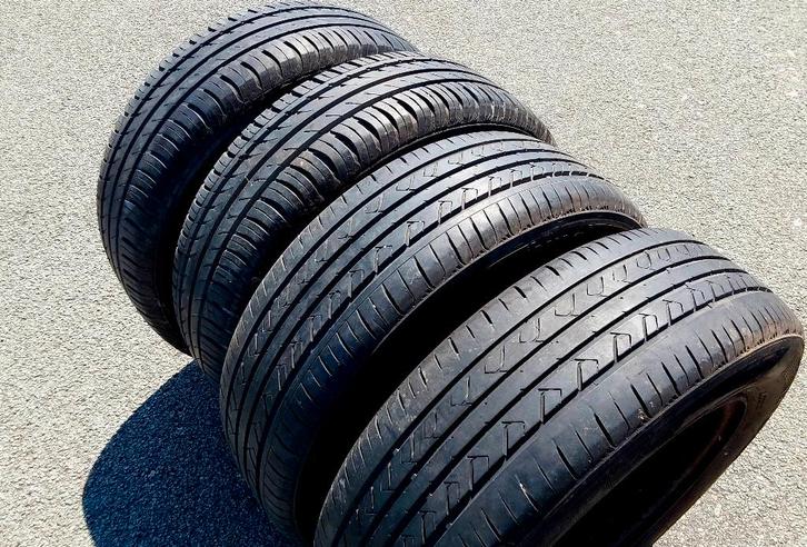 4 jantes Citroën ou Peugeot avec des pneus 195/65-15, Auto-onderdelen, Banden en Velgen, Banden en Velgen, Zomerbanden, 15 inch