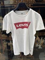 T-shirt blanc Levi's Small à 6 € / unisexe, Comme neuf, Enlèvement, Blanc, Taille 46 (S) ou plus petite