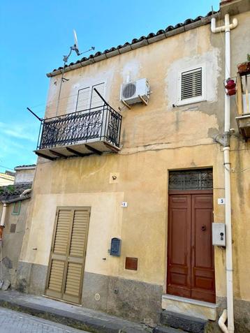 Sicile, appartement à 12.000€ à 30min de la mer, Immo, Village, 45 m², Montedoro, 1 pièces
